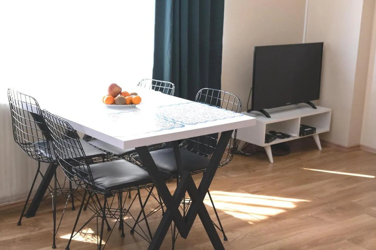 1+1 W/Netflix Close To Taksim, Nisantasi, Bomonti Стамбул 0*,  Турция